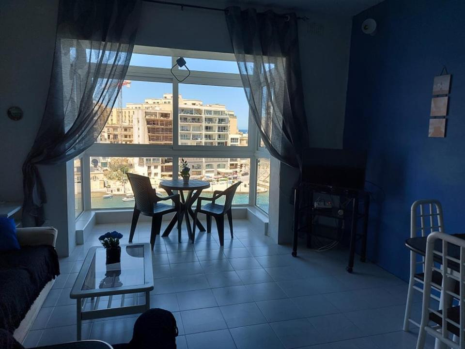 Spinola Bay Sea Front Apt 6 Saint Julian's エクステリア 写真